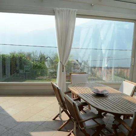 Anna * Brenzone sul Garda